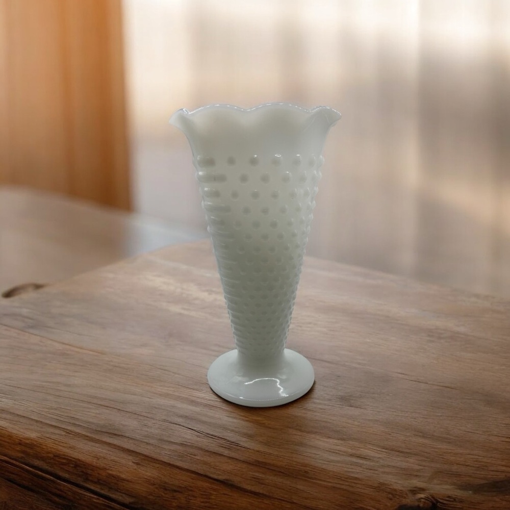 Vintage Anchor Hocking Hocking Hobnail Milk Glass Trumpet Vase